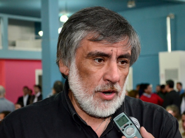 Por el agua, piden la renuncia de intendente