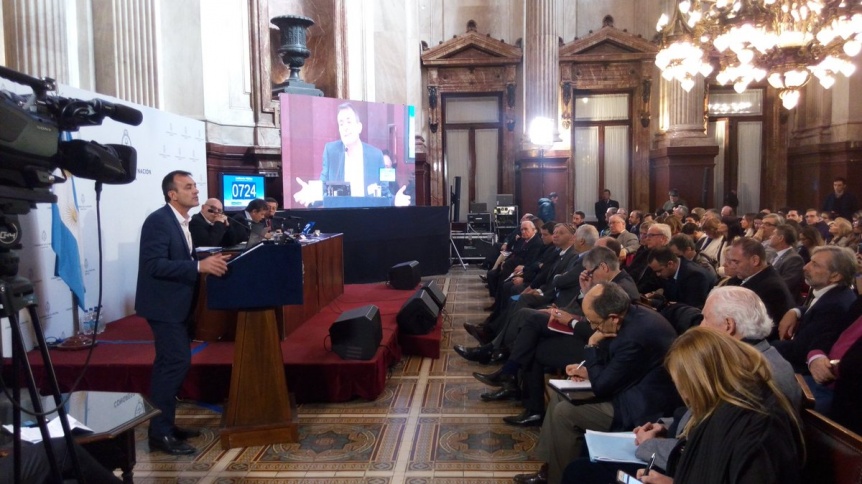Audiencia por represas: Gobiernos a favor, ambientalistas en contra