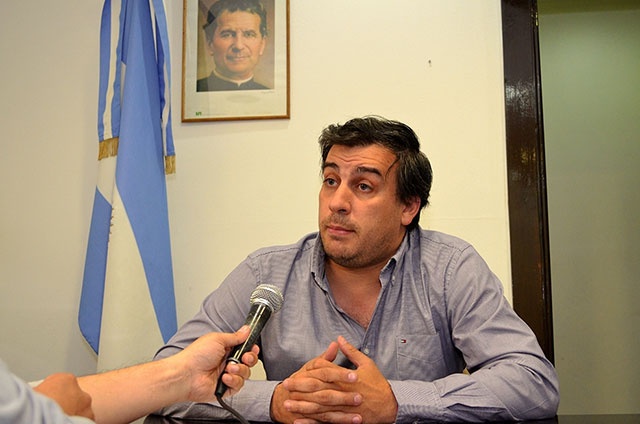 Prades se presentó ante la Justicia y apuntó contra Costa