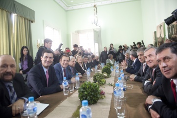 Gobernadores apuntan a discutir la coparticipación antes de que la Corte dictamine