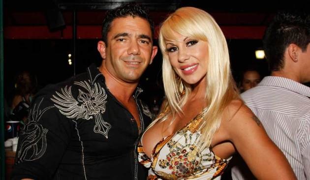Ordenaron la libertad de Juan Suris y Mónica Farro está felíz