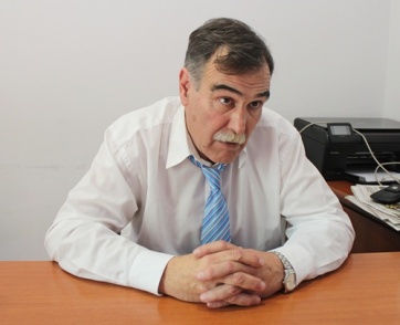 Diputado kirchnerista intentó agredir a un periodista