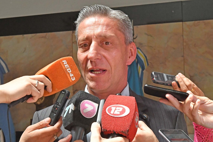 Arcioni corta las vacaciones y llama a extraordinarias