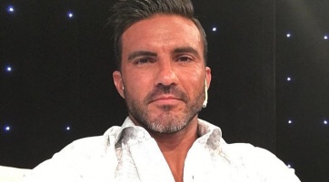 Las comprometedoras fotos de Fabián Cubero con una modelo