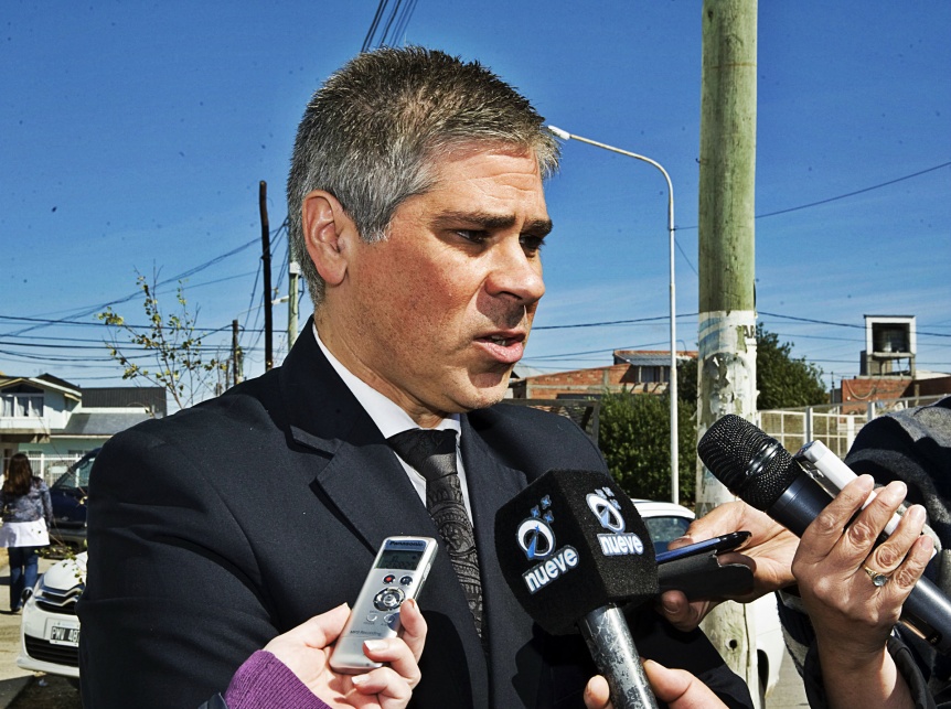 González cargó contra Nación por la crisis petrolera