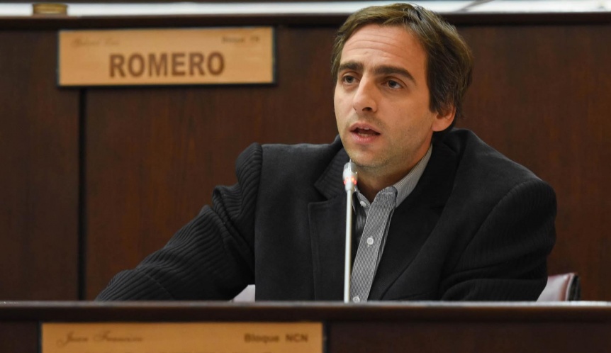 Apuntan contra el no aumento a los funcionarios: “es insignificante”