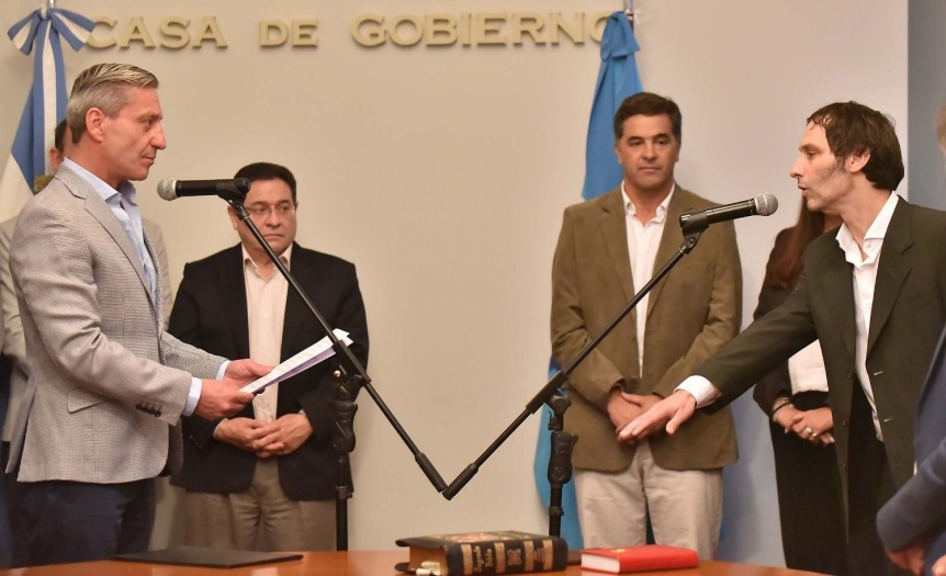 Arcioni sigue pasando la escoba y poniendo a los suyos
