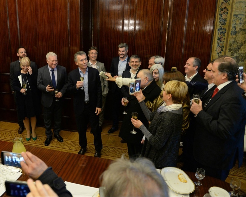 Argentina cerró con el FMI y Macri dijo que el acuerdo ayuda a la