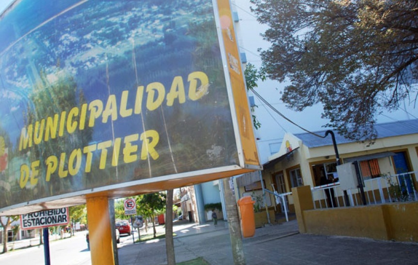 Plottier: speak english please