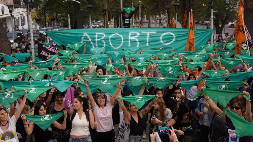 Neuquén se suma al pañuelazo por el aborto