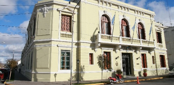 Millonaria trasferencia a comunas de la provincia