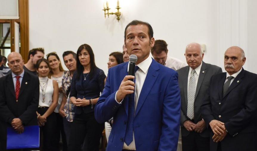 Gutiérrez deberá dar explicaciones a la Justicia por multimillonaria deuda con los municipios