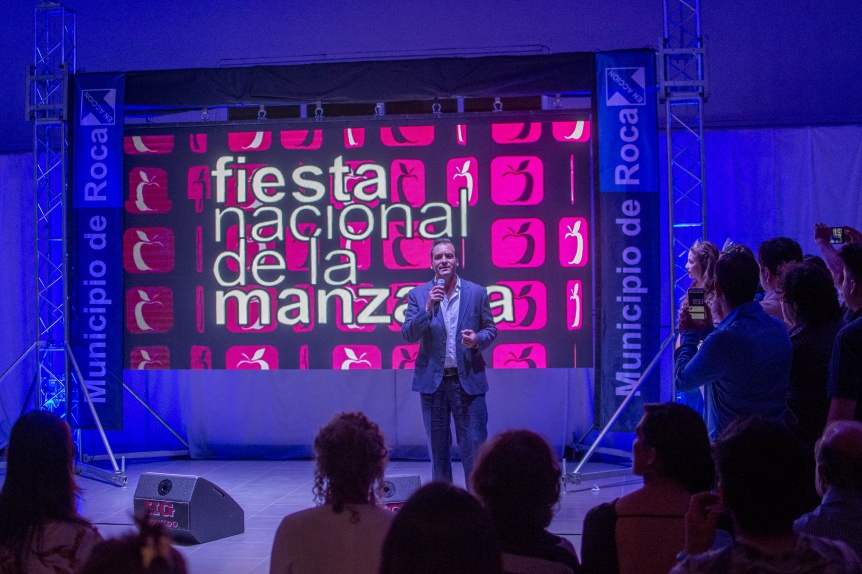 En plena campaña, Soria hace una millonaria apuesta a la Fiesta Nacional de la Manzana