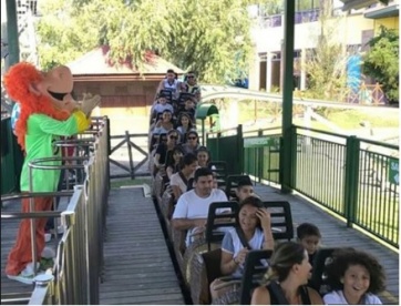 Carlitos Tévez cerró un parque de diversiones para festejar el cumple de su hija