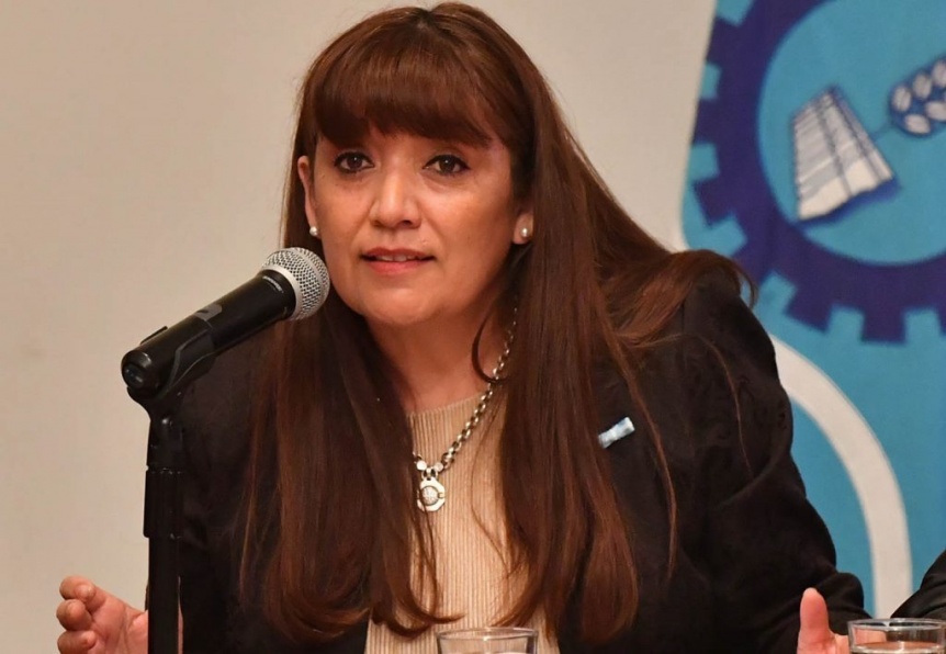 La ministra Cigudosa se defiende tras el pedido de juicio político