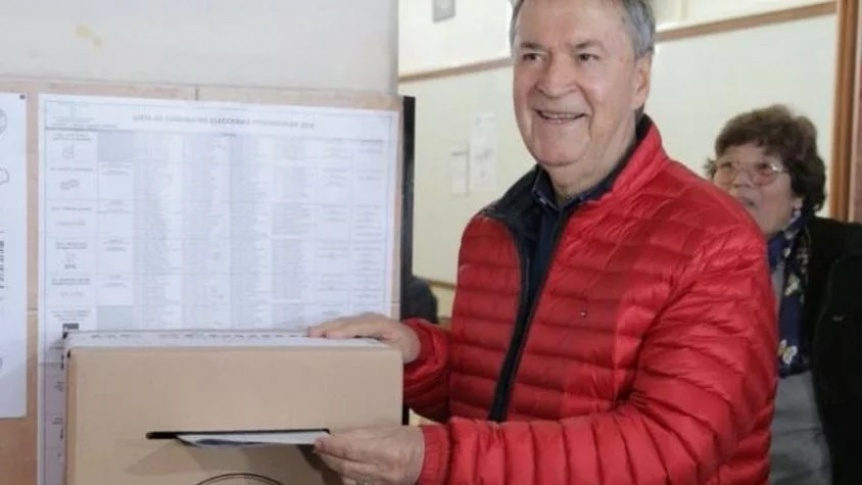A la espera de los primeros resultados, en Córdoba se anticipa duro golpe para la Rosada