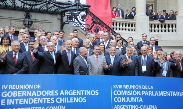 Siete pasos fronterizos en agenda