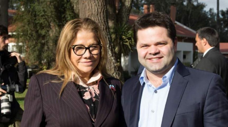 Fuerte apoyo de una referente nacional peronista a un candidato opositor