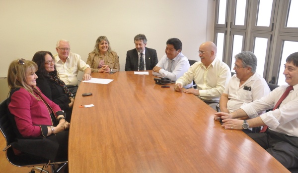 El interbloque dio su respaldo a las PASO