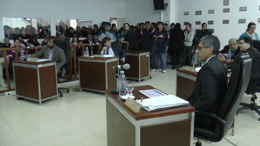 A poco de las elecciones municipales se abrió el libro de pases