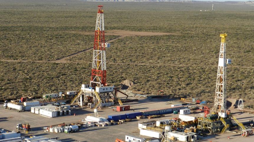 Crisis petrolera: los sindicatos hablan de una