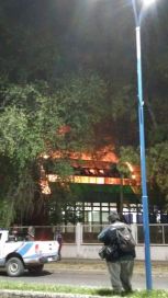 Weretilneck destacó el embargo a familias de chicos que incendiaron una escuela