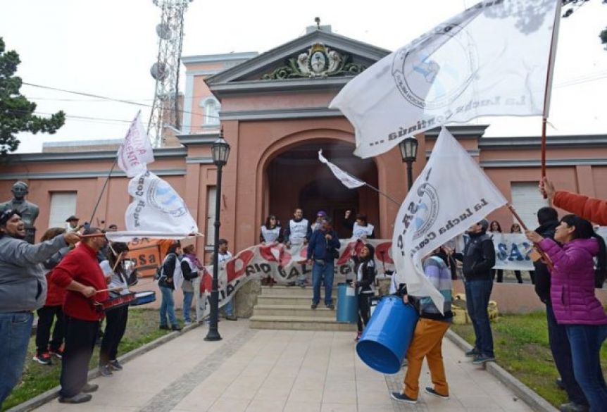 Docentes ponen en duda el inicio del ciclo lectivo 2020
