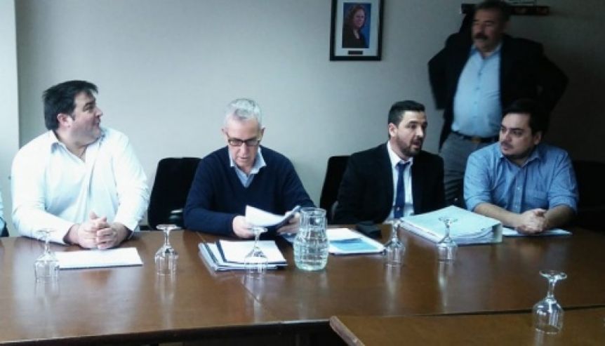 Dos funcionarios de Alicia casi se van a las manos
