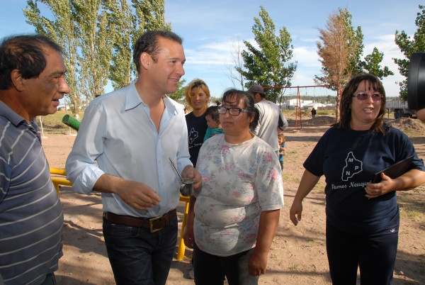 Candidatos recorrieron Almafuerte II