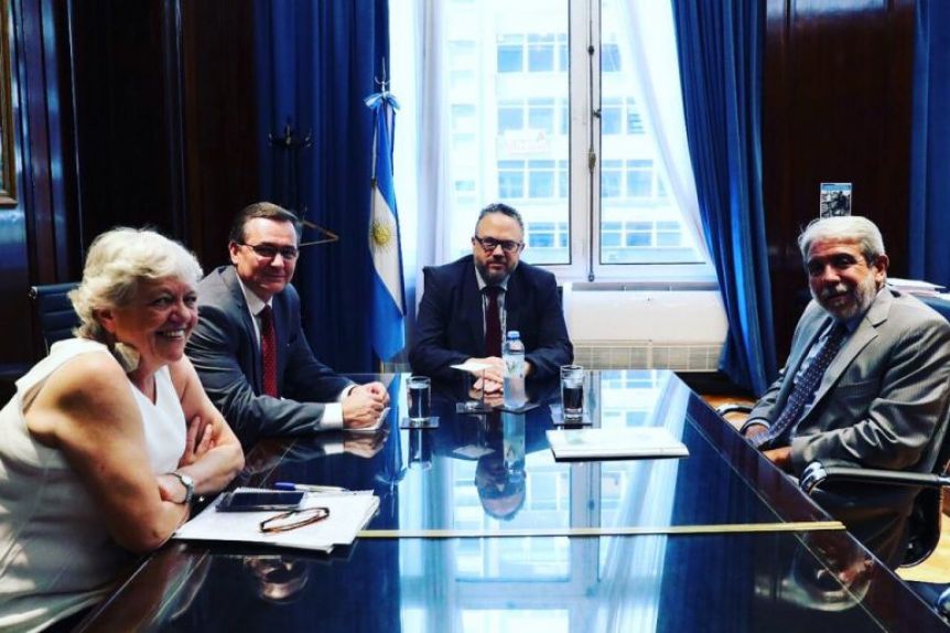 Asumió Aníbal Fernández como interventor de YCRT