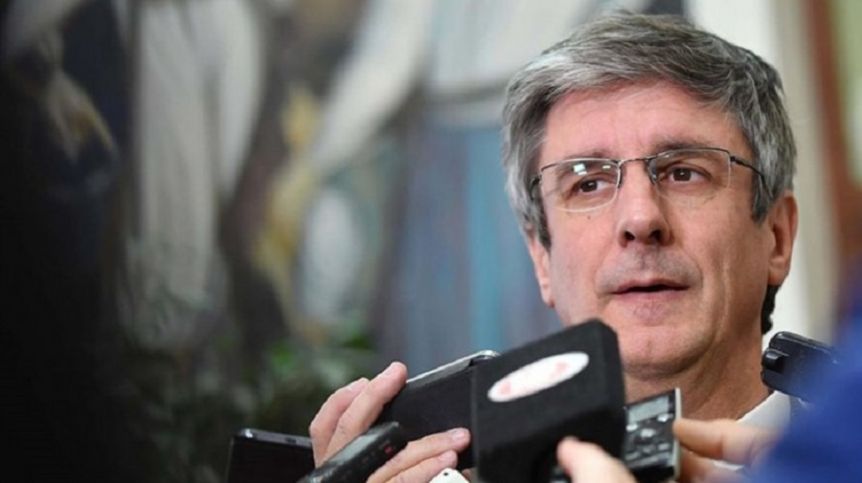 Ongarato echó a una funcionaria y denunció faltante de plata en la Terminal