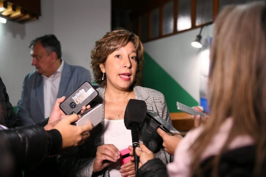 Alarma en el gobierno por las tomas en Bariloche