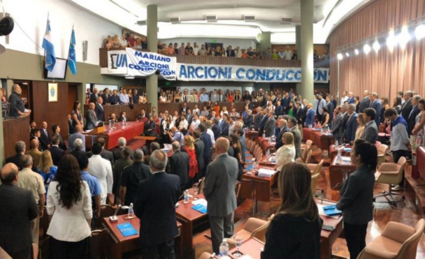 A la espera de Arcioni, se desarrolló la sesión preparatoria en la Cámara de Diputados