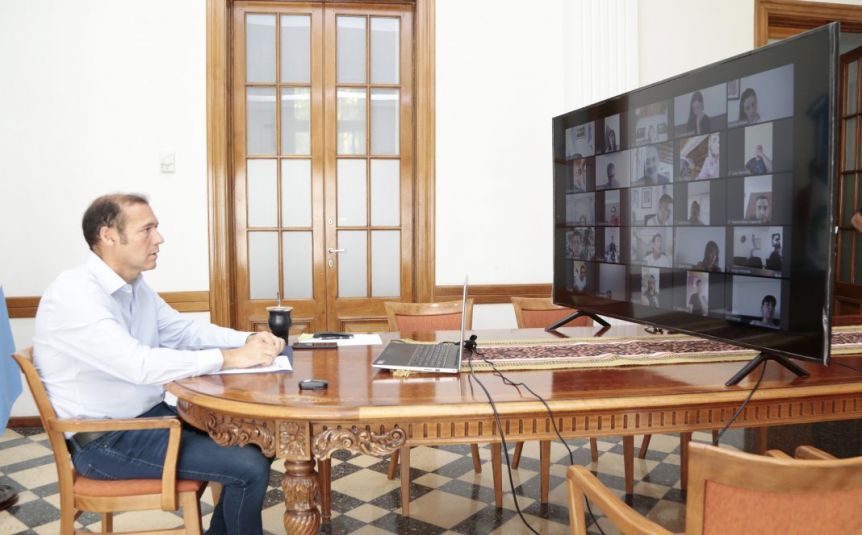Neuquén dividirá la provincia en microrregiones para estudiar la flexibilización