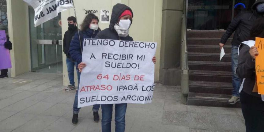 Tres meses sin sueldo: la desgarradora carta de una docente chubutense al Presidente