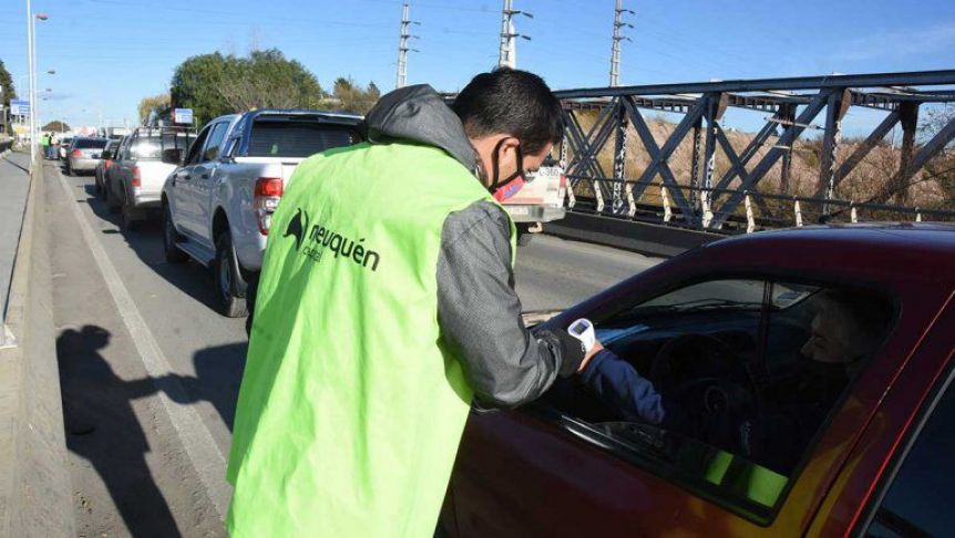 Neuquén y Río Negro extienden las restricciones de paso en los puentes interprovinciales