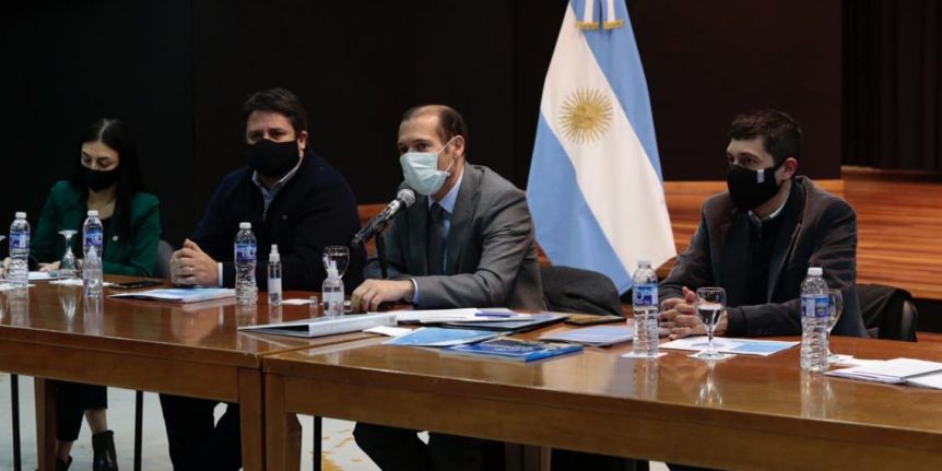 Gutiérrez respondió a los hoteleros: