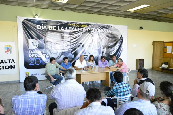 “Tenemos que discutir un proyecto político propio