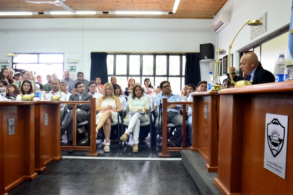 Sastre dio inicio a las sesiones del HCD