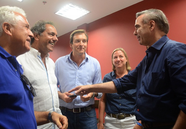 “Me veo reflejado en dirigentes como Scioli”