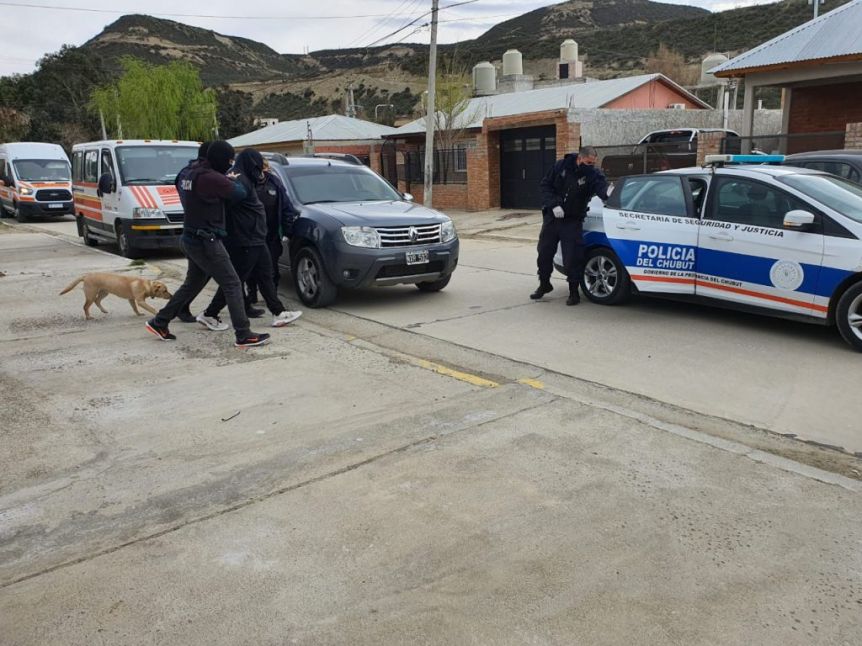 Detuvieron a un funcionario del Instituto de la Vivienda acusado de vender adjudicaciones de casas