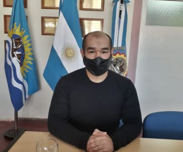 Escándalo: un concejal quiere poner fajas para identificar las casas de personas con Covid-19