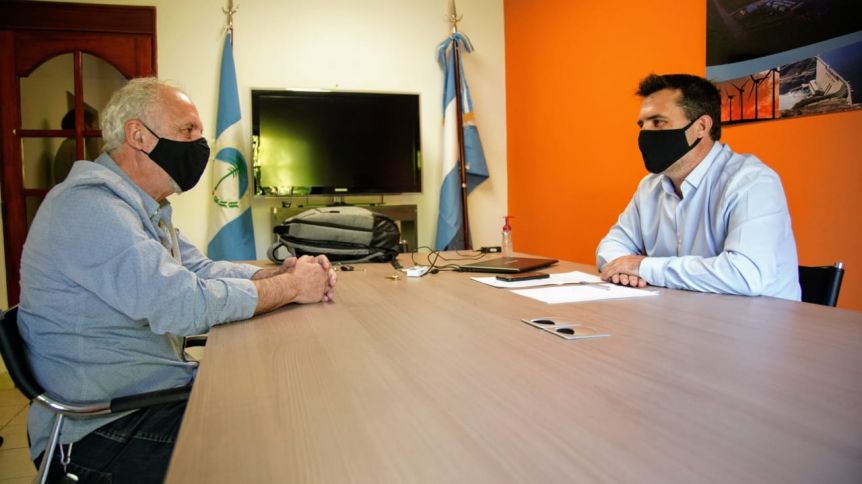Paso de mando: cumbre entre Martínez y Carnaghi para ver los pasos a seguir