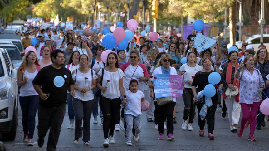 Comienzan las manifestaciones contra el aborto en la región