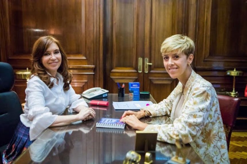 Larraburu da señales de cambio: firmó a favor del dictamen para la legalización del aborto