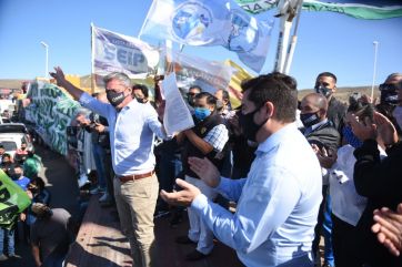 Los gremios respaldaron a Arcioni y pidieron que se debata abiertamente la minería