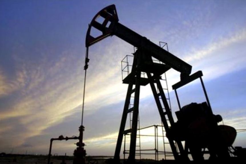 Crisis petrolera: en 2020 se registró la peor caída en la producción de la década