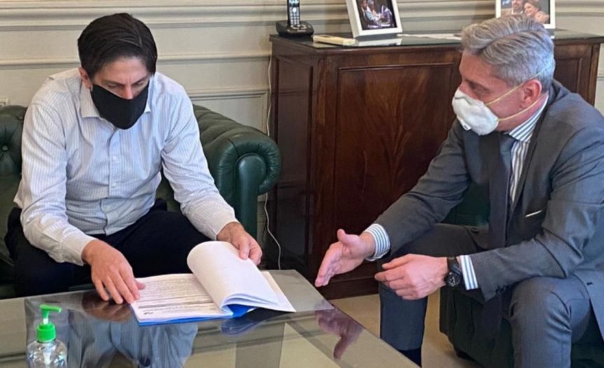 El Gobierno espera un guiño de Nación para destrabar el conflicto docente