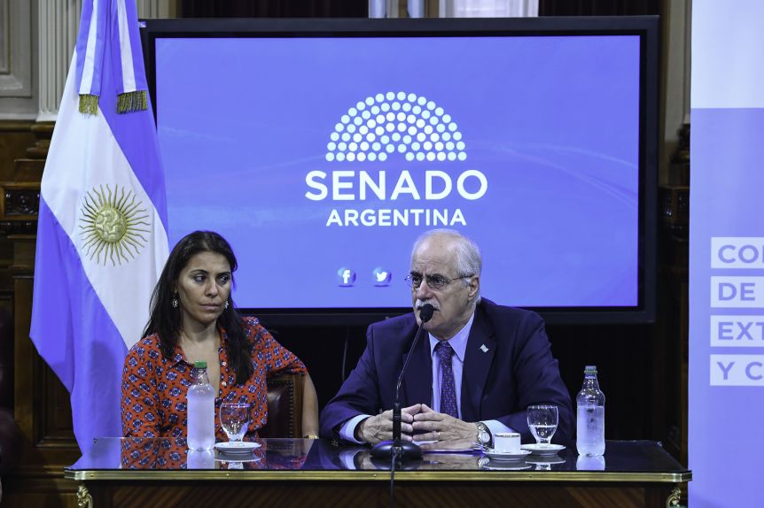 Crexell fue ratificada como autoridad de la Comisión de Relaciones Exteriores