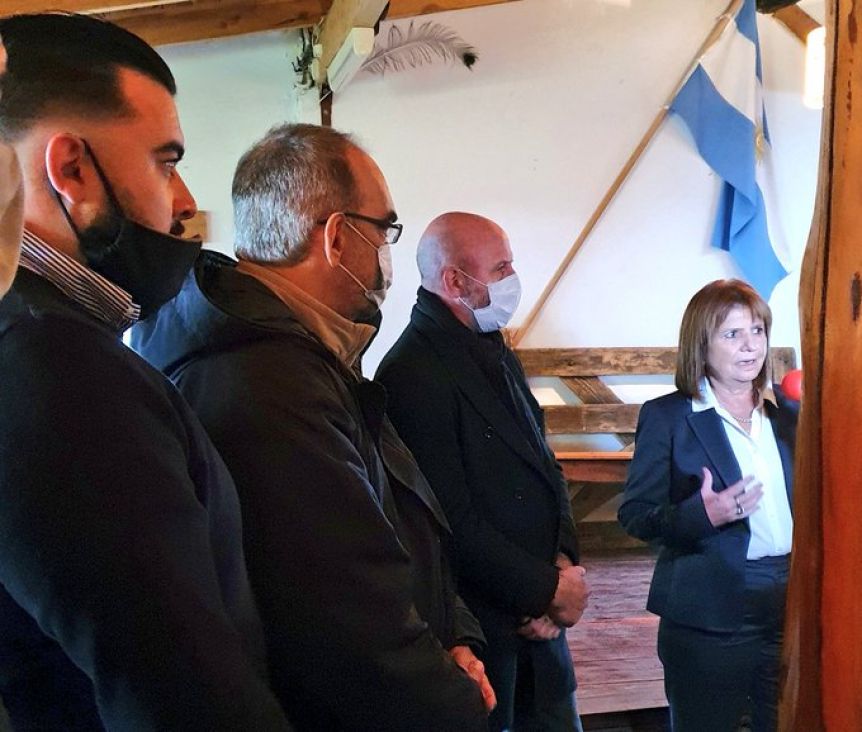 Tensión y disturbios durante la visita de dirigentes del PRO a Bariloche